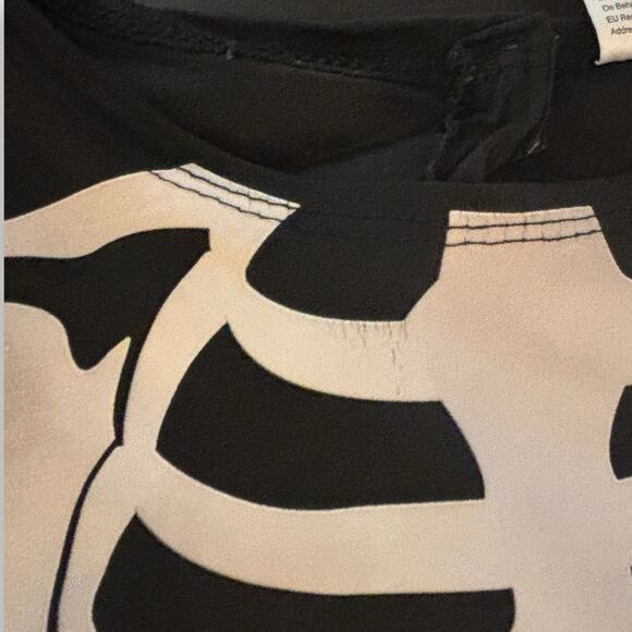 Boys Skeleton Costume Size 9-11 Years Mask, Gloves and Jumpsuit - Picture 4 of 6